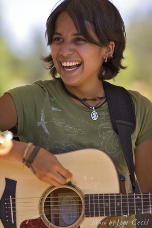 Vicci Martinez photo 1